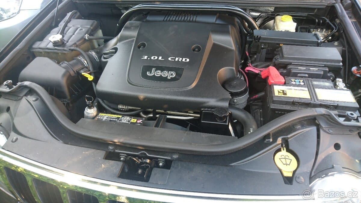 2006 Jeep CHEROKEE - 7