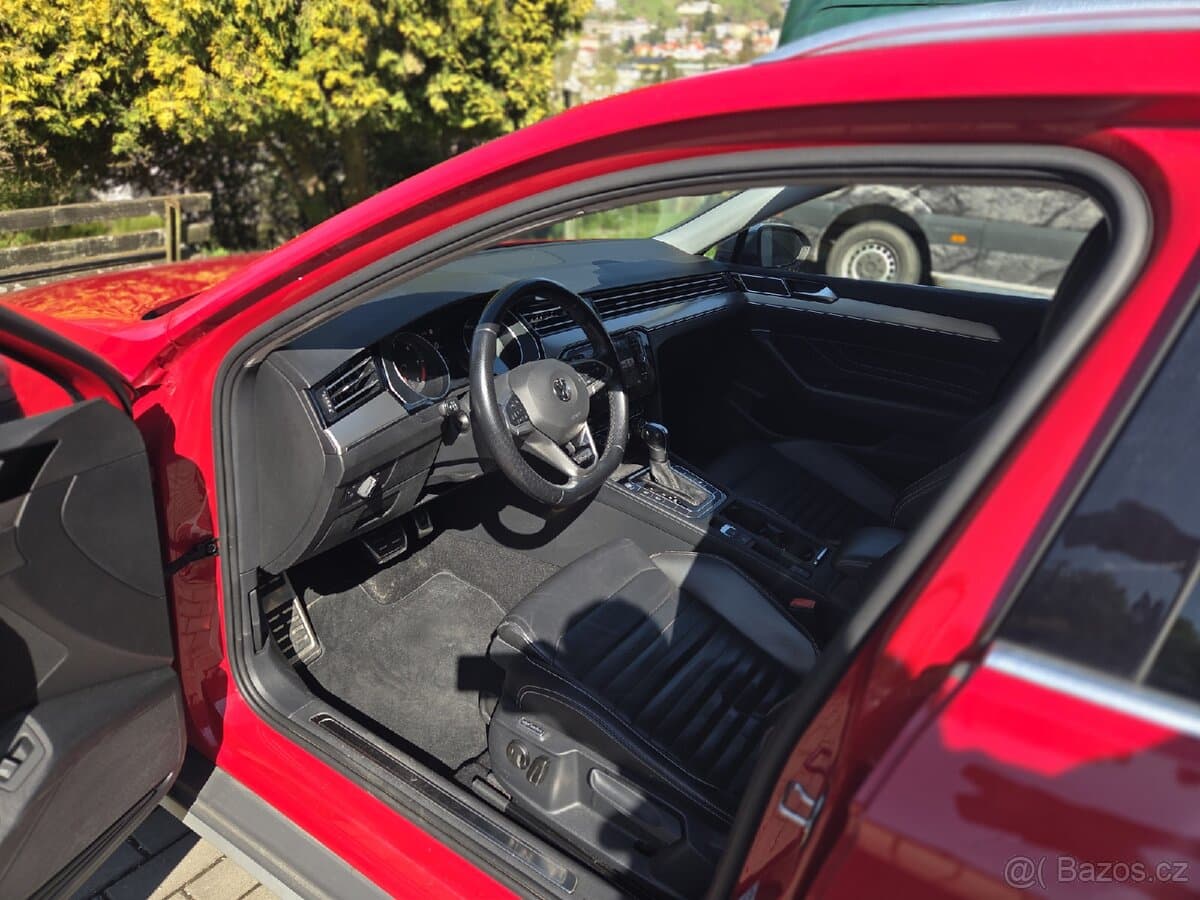 2020 Volkswagen PASSAT - 7