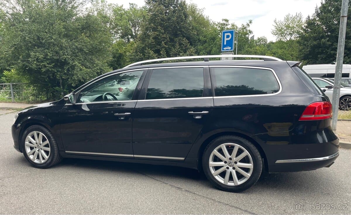2012 Volkswagen PASSAT - 7