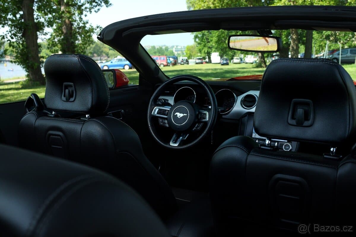 2016 Ford MUSTANG - 7