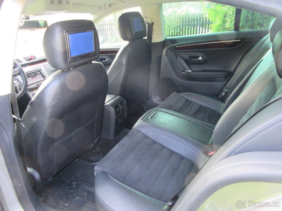 2012 Volkswagen PASSAT CC - 7