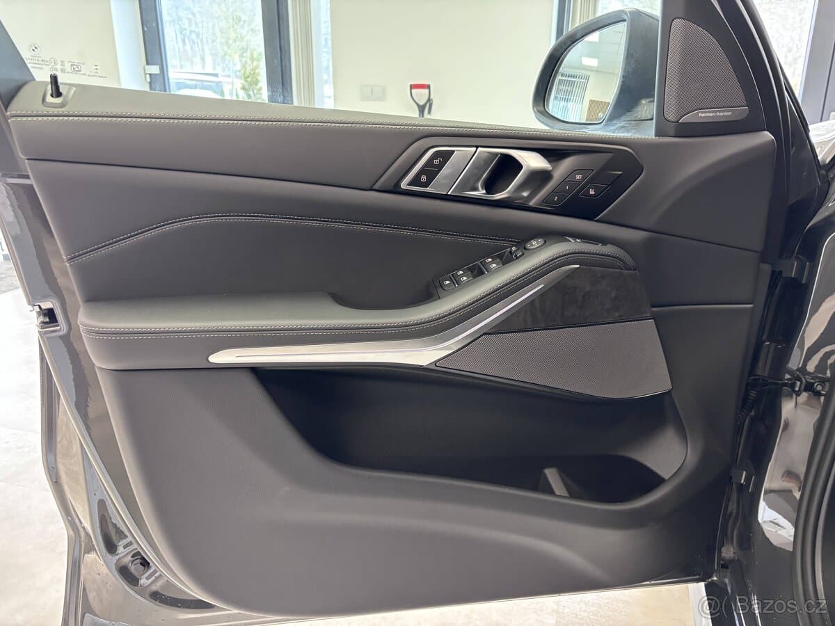 2026 BMW X5 - 7
