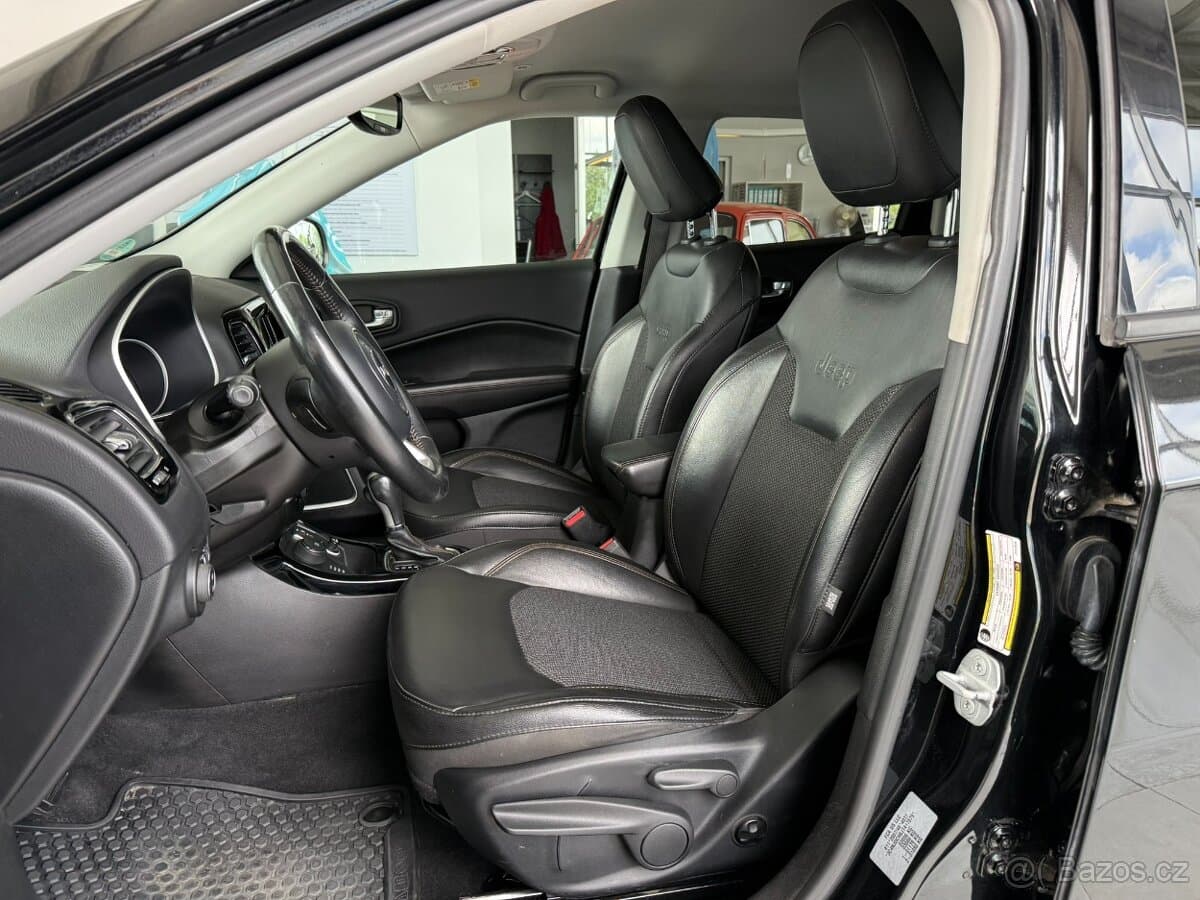 2018 Jeep COMPASS - 7