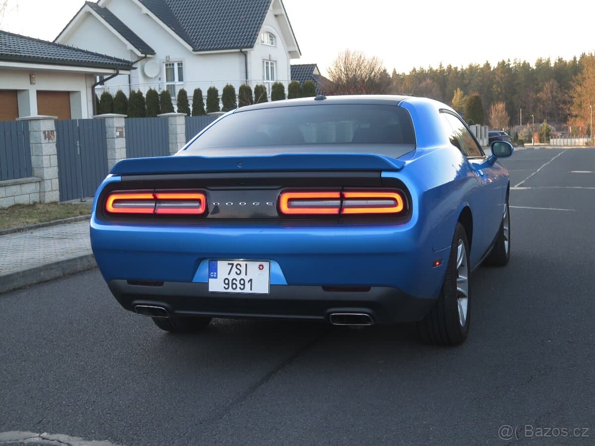 2018 Dodge CHALLENGER - 7