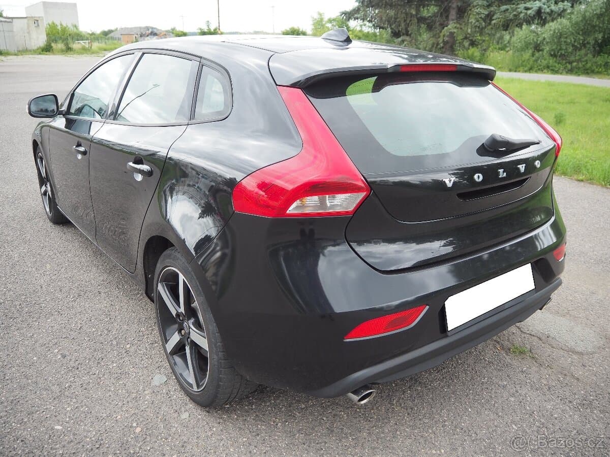 2015 Volvo V40 - 7