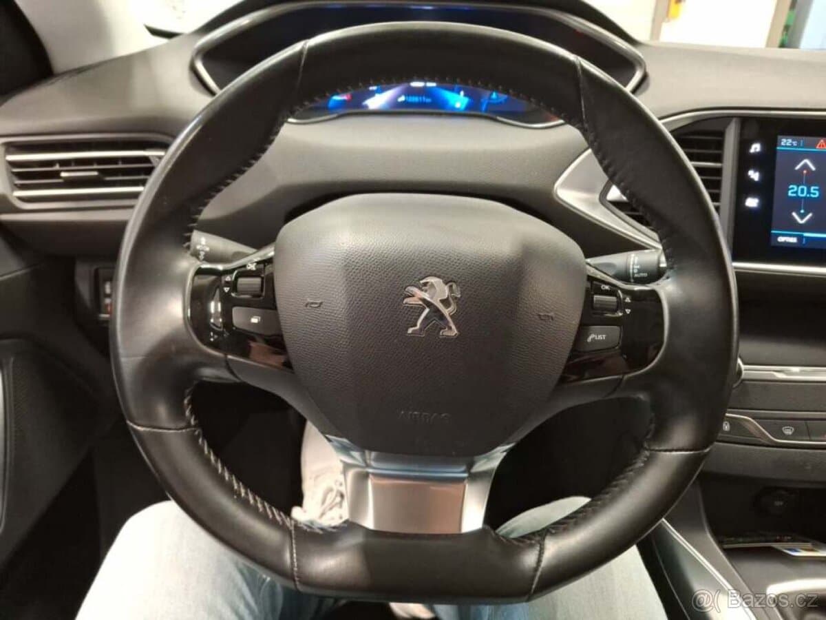 2021 Peugeot 308 - 7