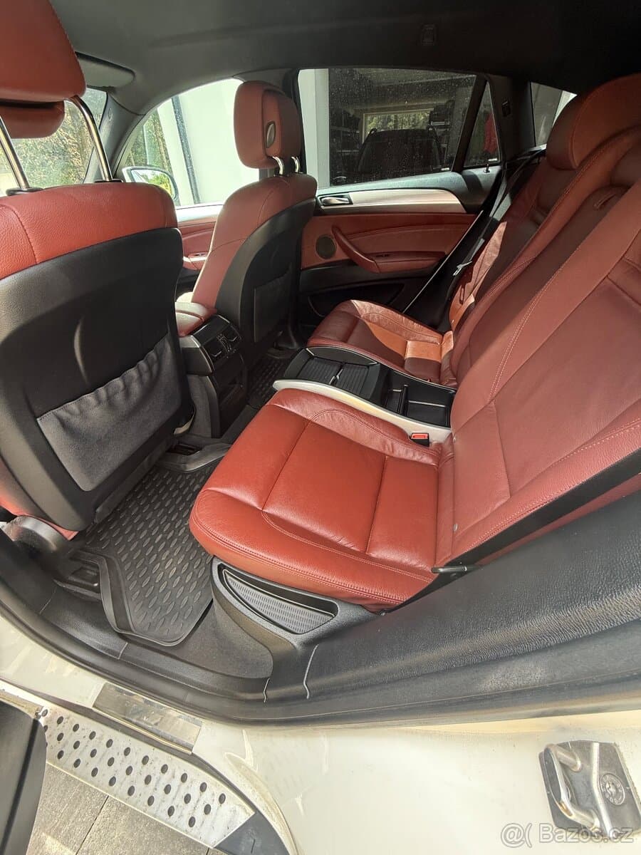 2010 BMW X6 - 7