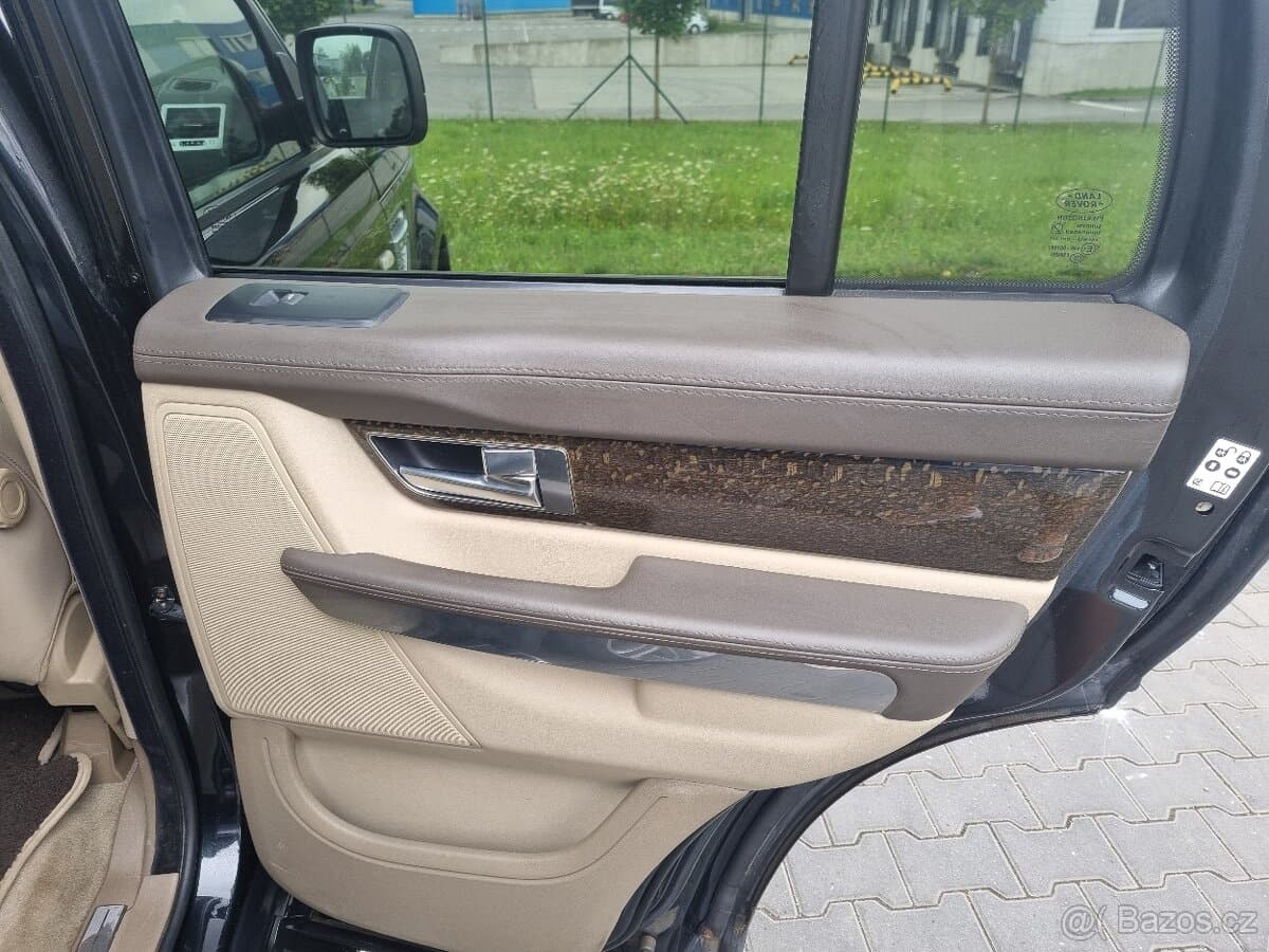 2011 Land Rover RANGE ROVER SPORT - 7