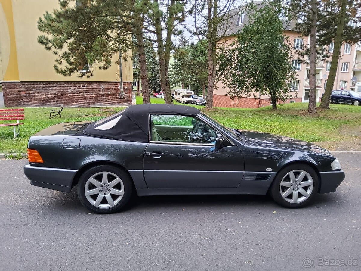 1991 Mercedes-Benz SL - 7