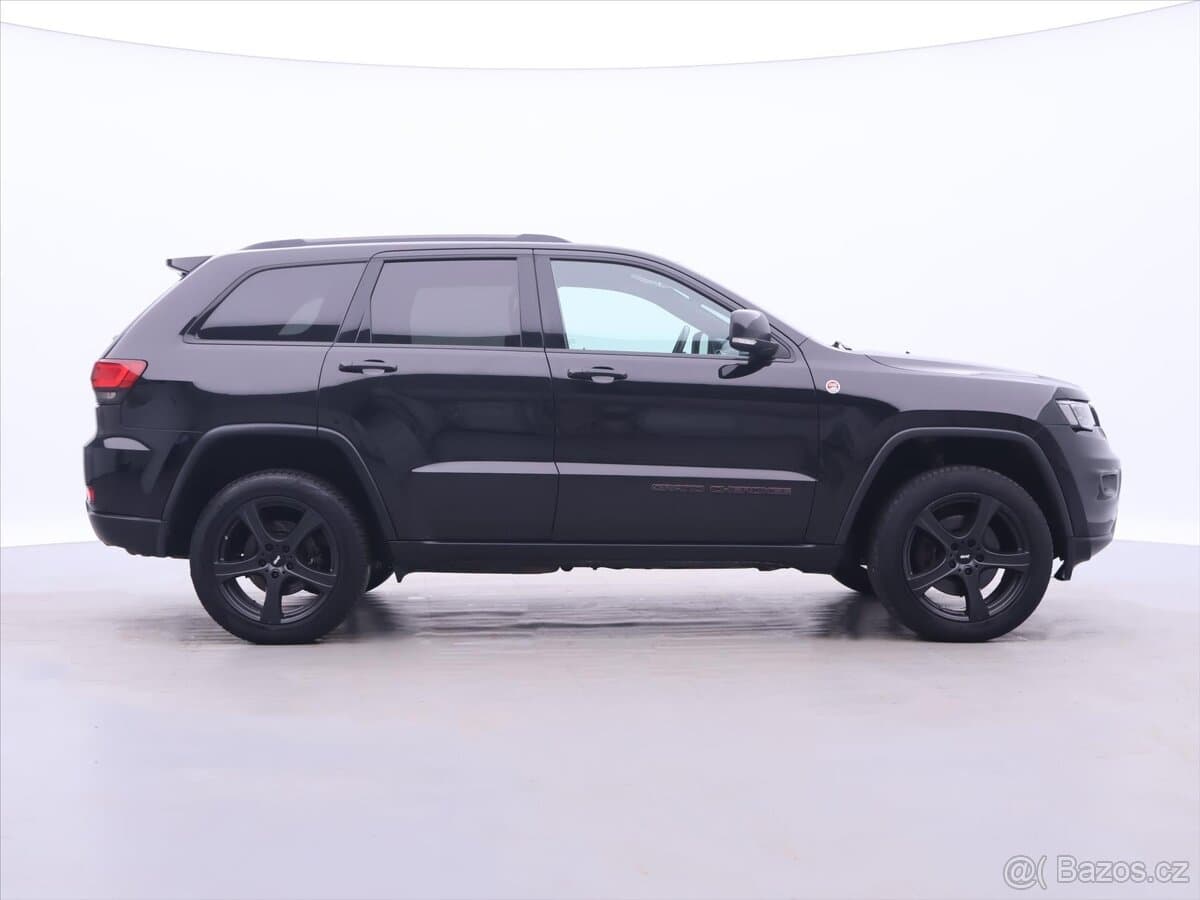 2017 Jeep CHEROKEE - 7
