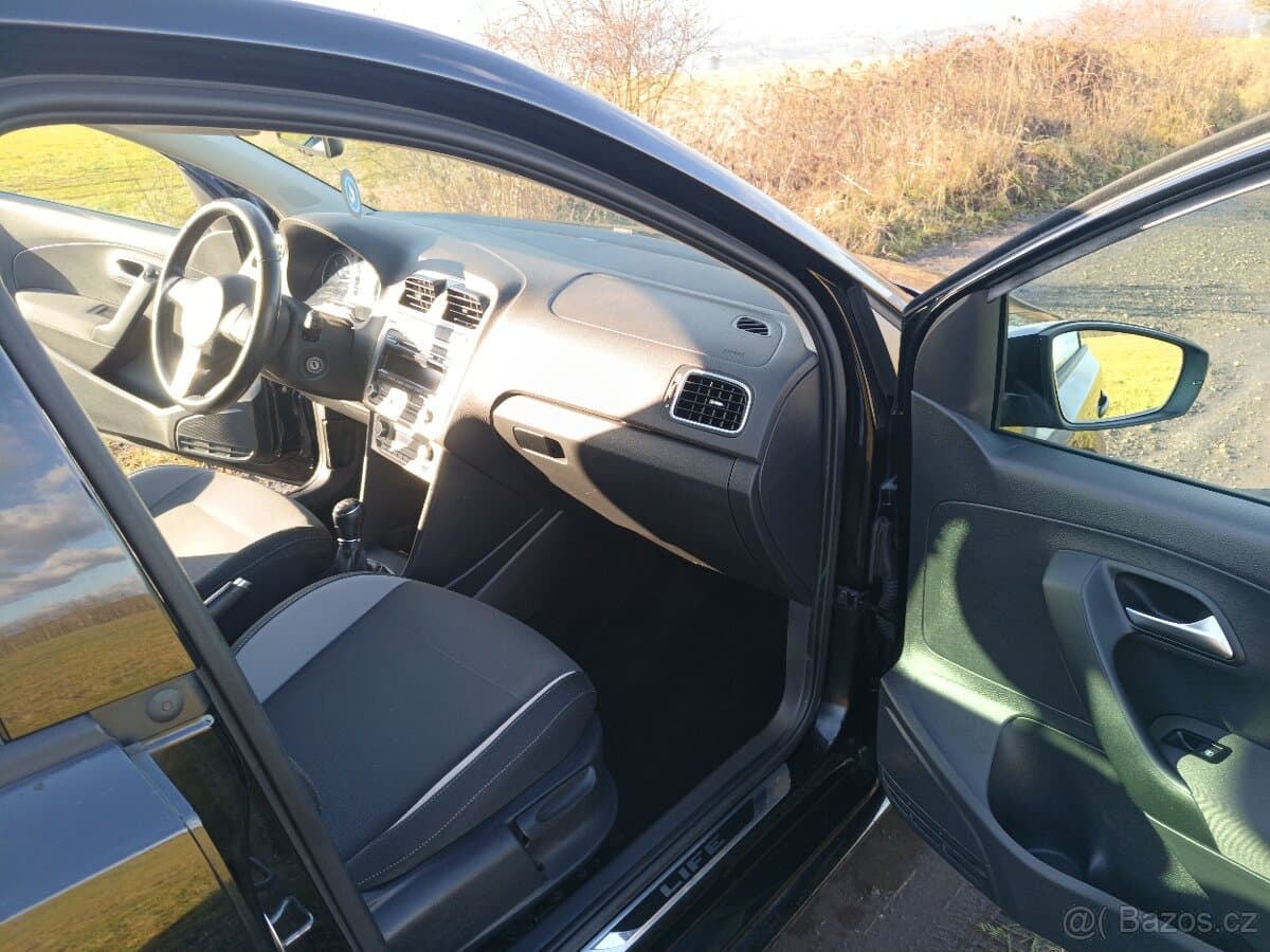 2014 Volkswagen POLO - 7