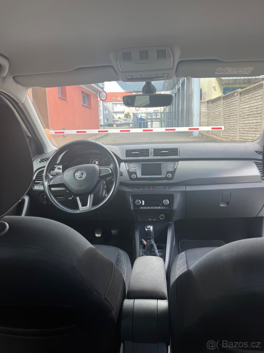2016 Škoda FABIA - 7