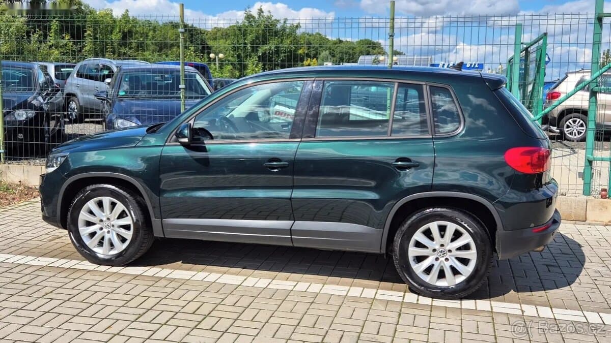 2012 Volkswagen TIGUAN - 7