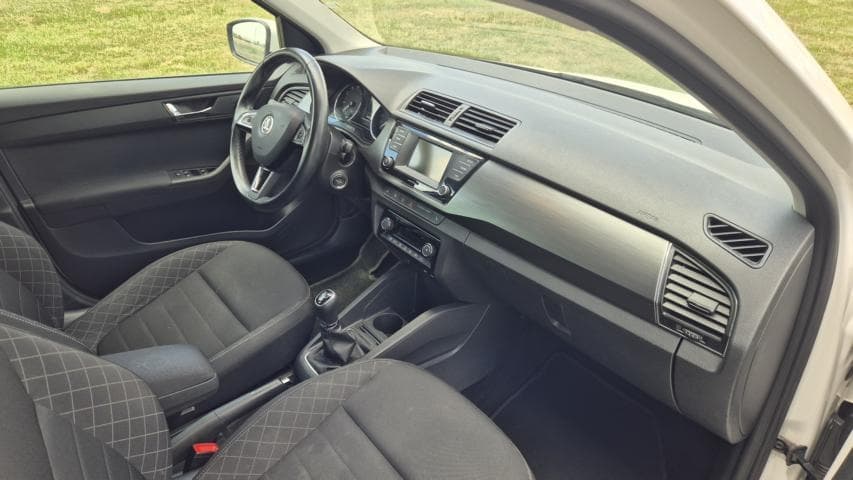 2016 Škoda FABIA - 7