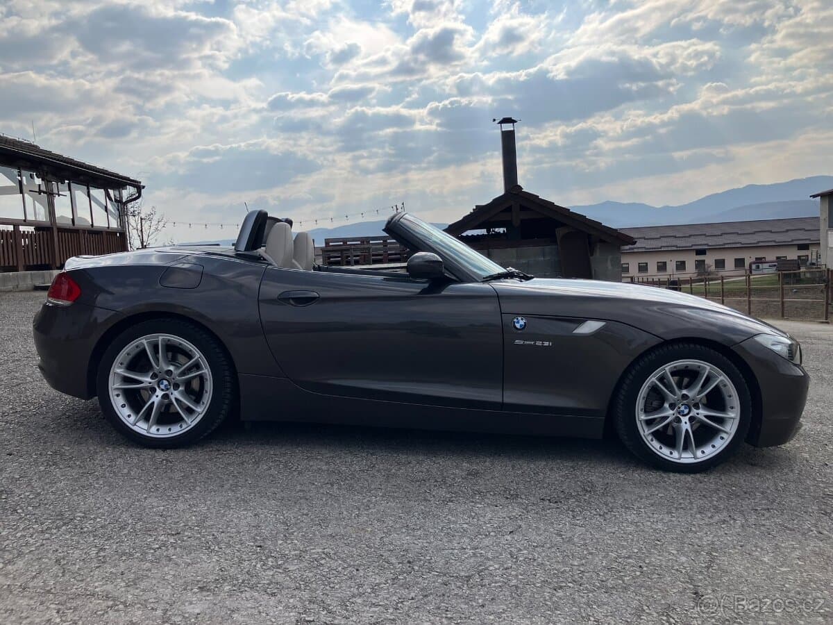2010 BMW Z4 - 7
