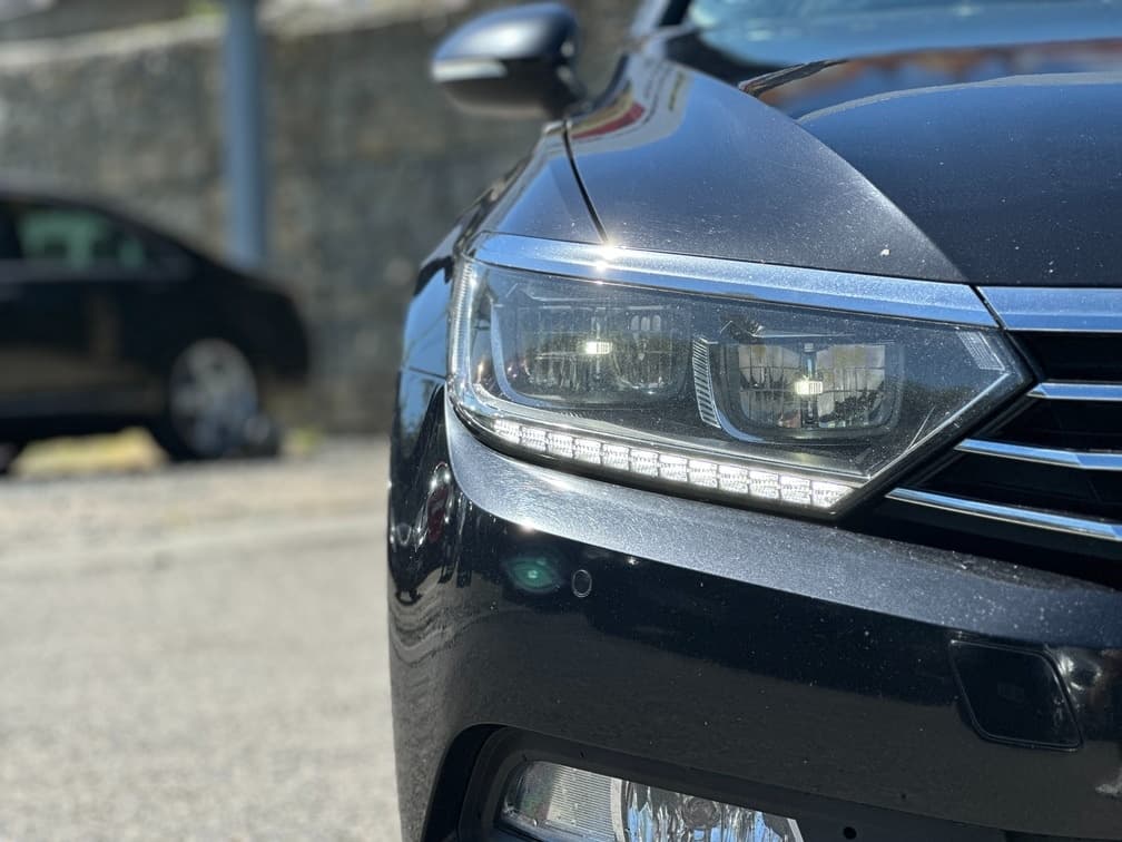 2016 Volkswagen PASSAT - 7