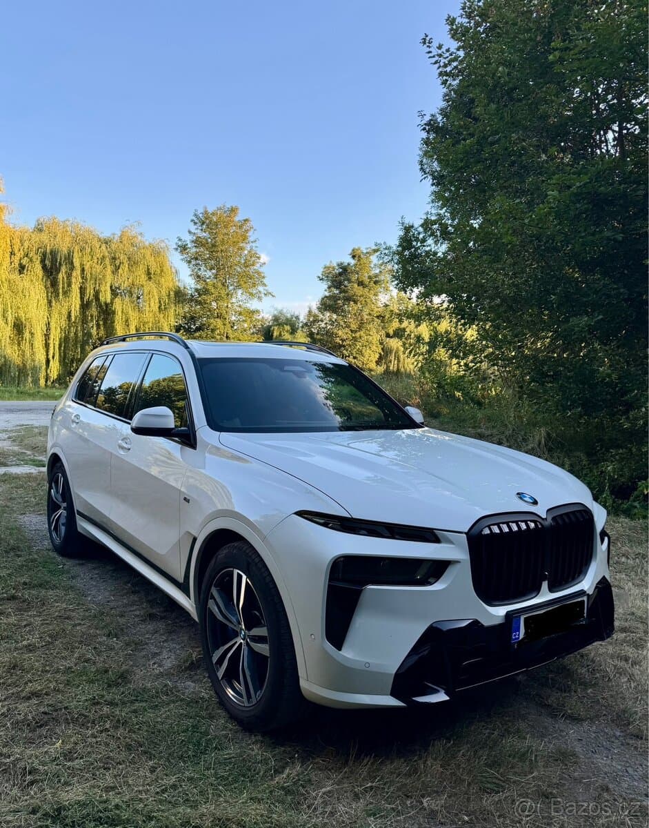 2023 BMW X7 - 7