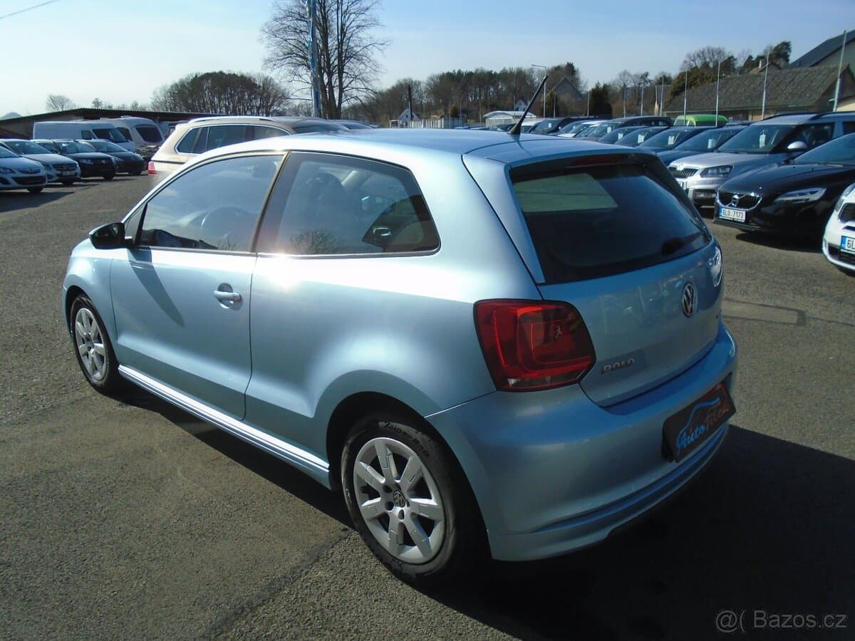 2011 Volkswagen POLO - 7