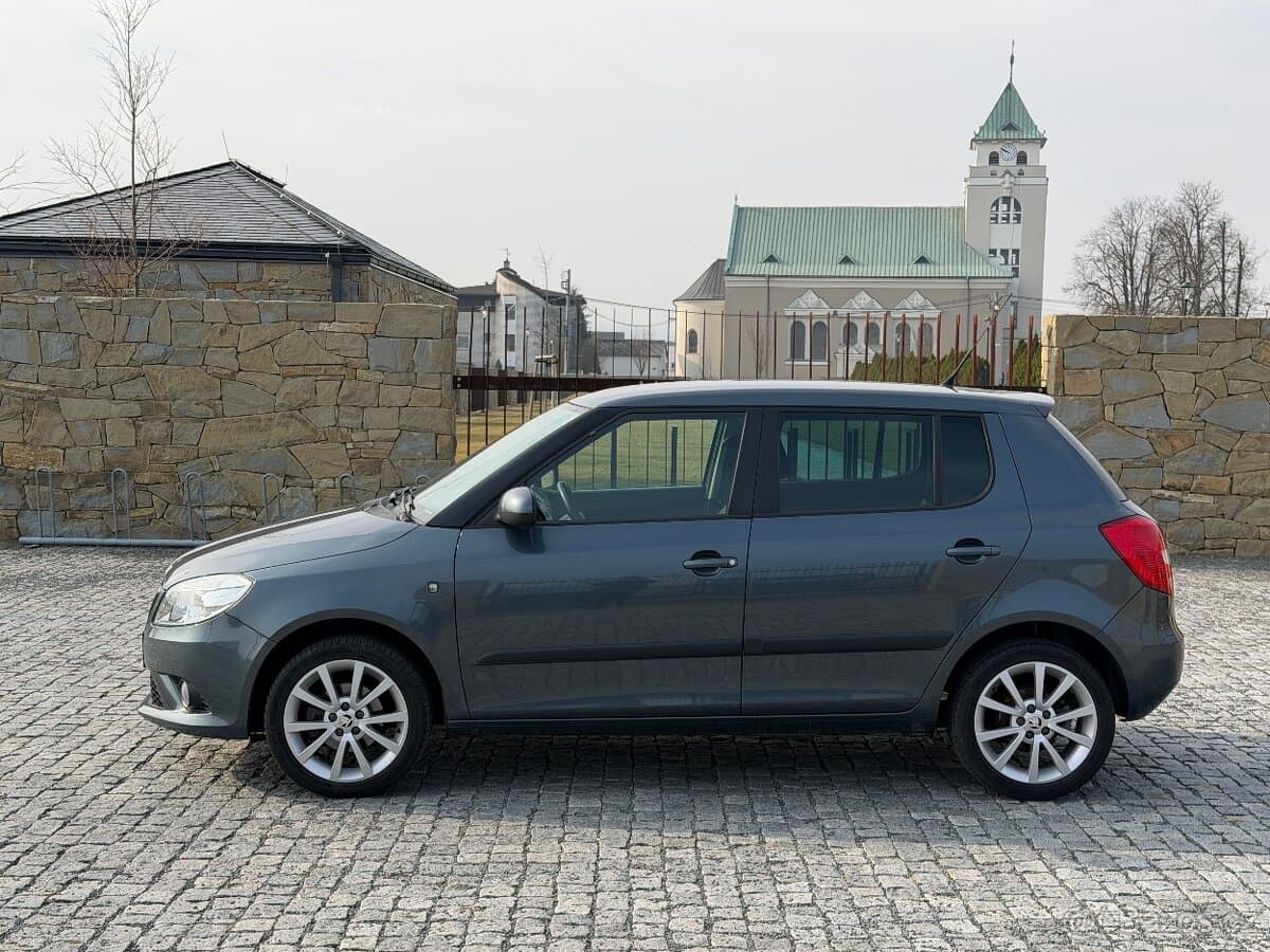 2014 Škoda FABIA - 7