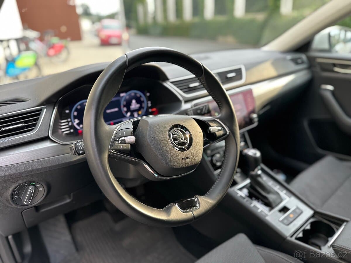 2022 Škoda SUPERB - 7