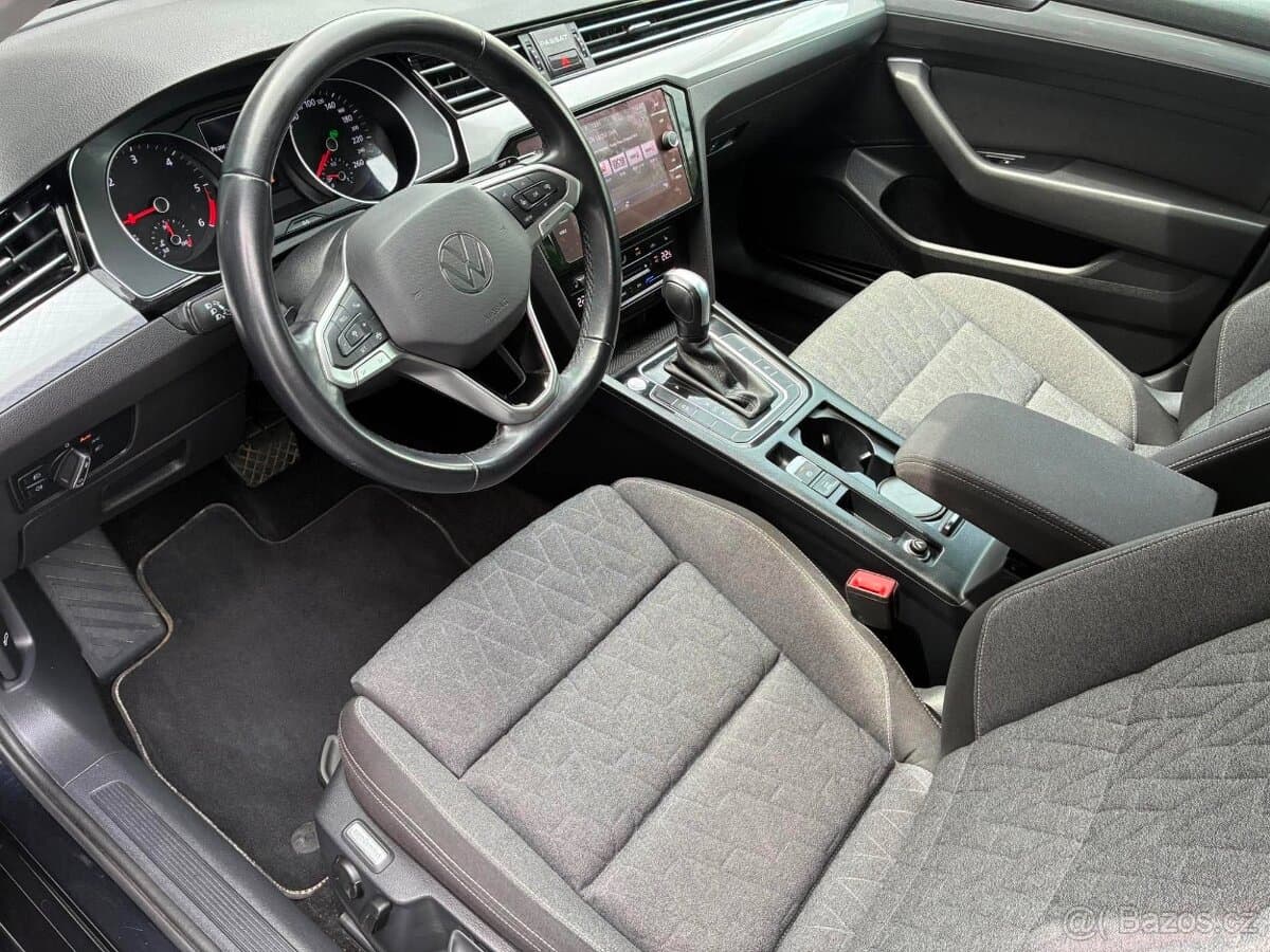 2022 Volkswagen PASSAT - 7