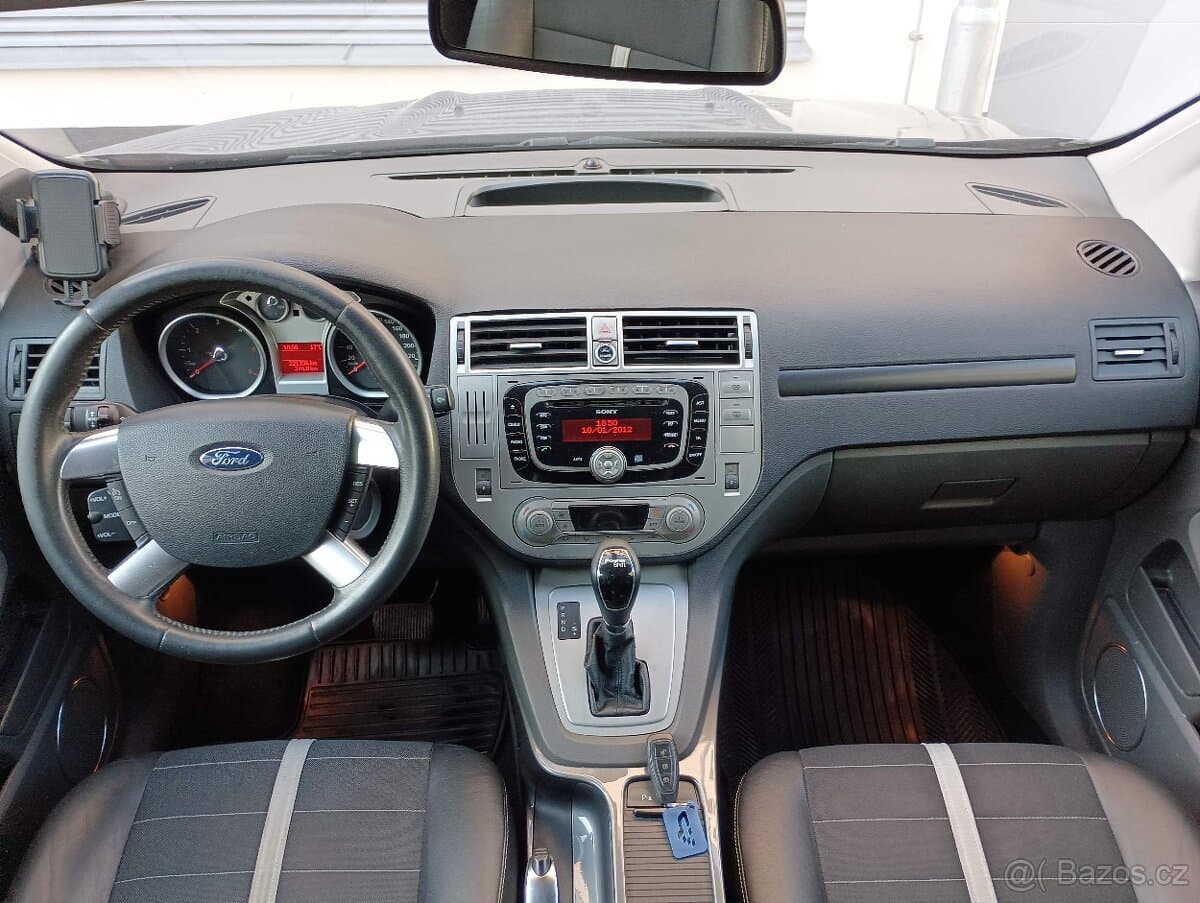 2011 Ford KUGA - 7