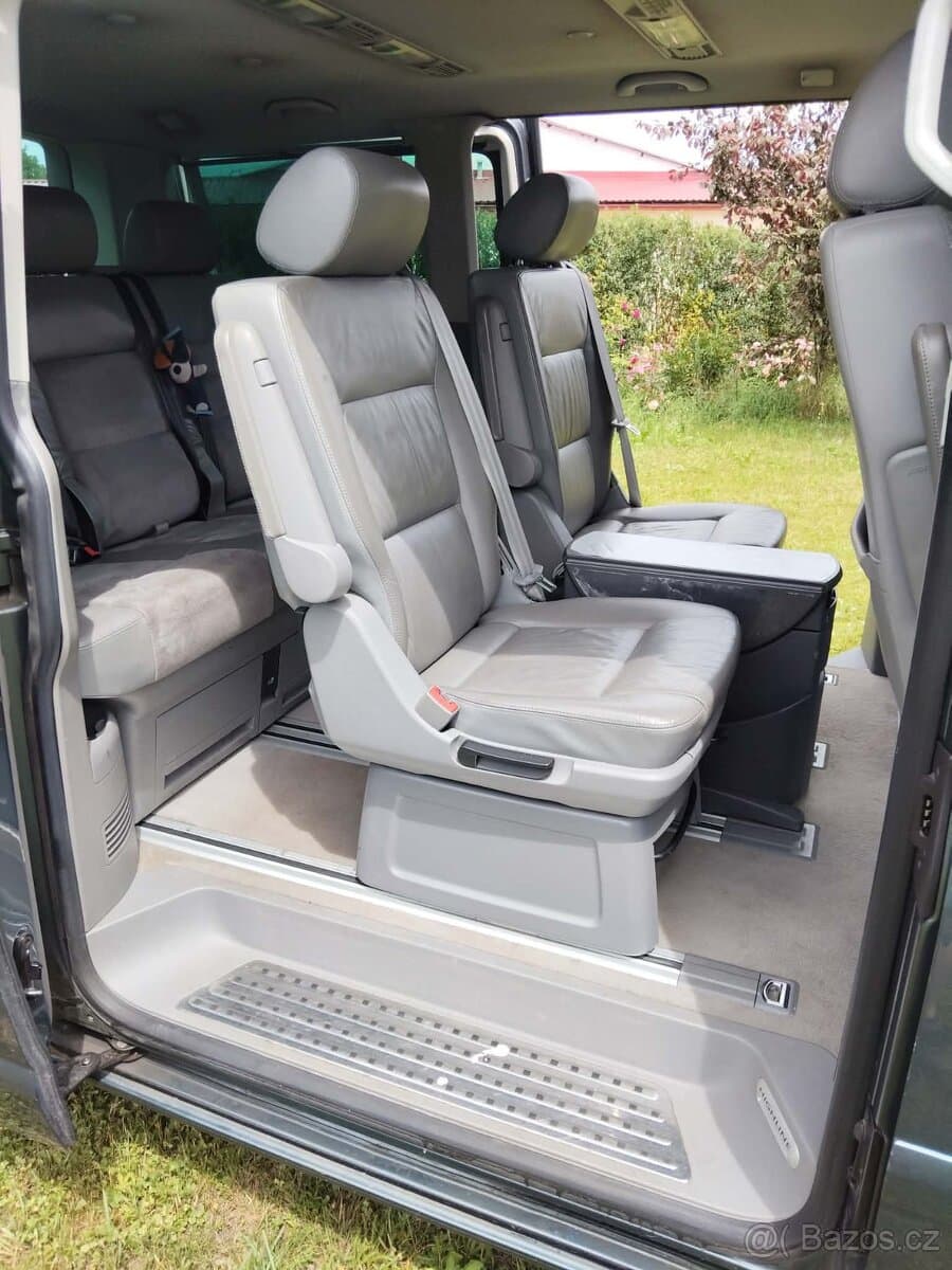 2005 Volkswagen MULTIVAN - 7