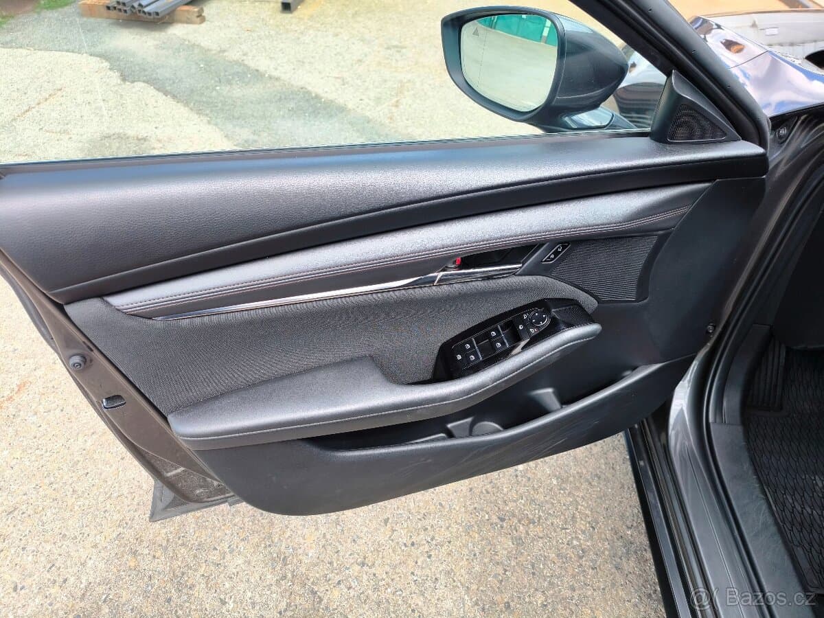 2020 Mazda 3 - 7