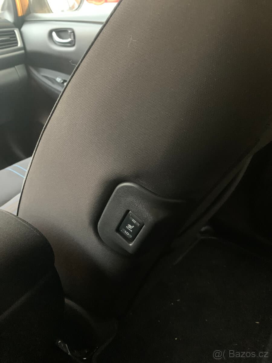 2019 Nissan LEAF - 7