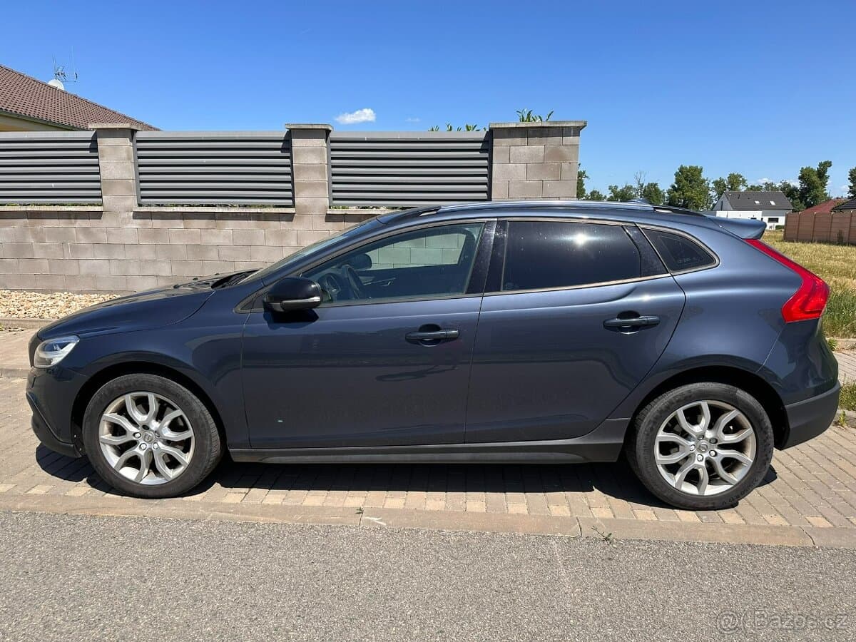 2016 Volvo V40 - 7