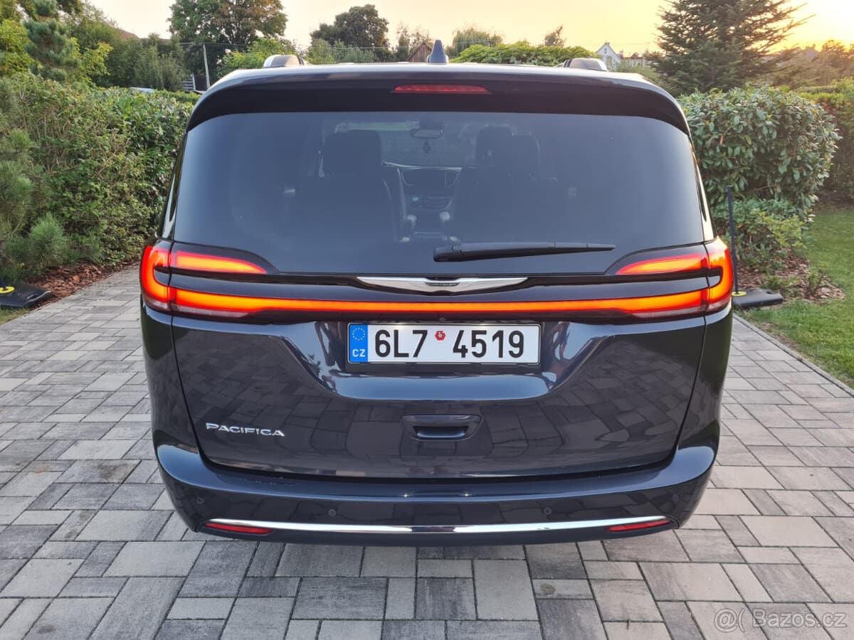 2021 Chrysler PACIFICA - 7