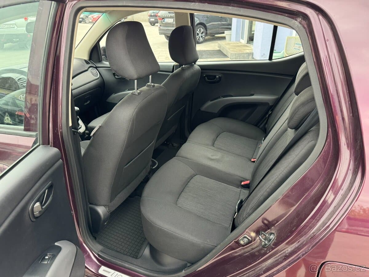 2012 Hyundai i10 - 7