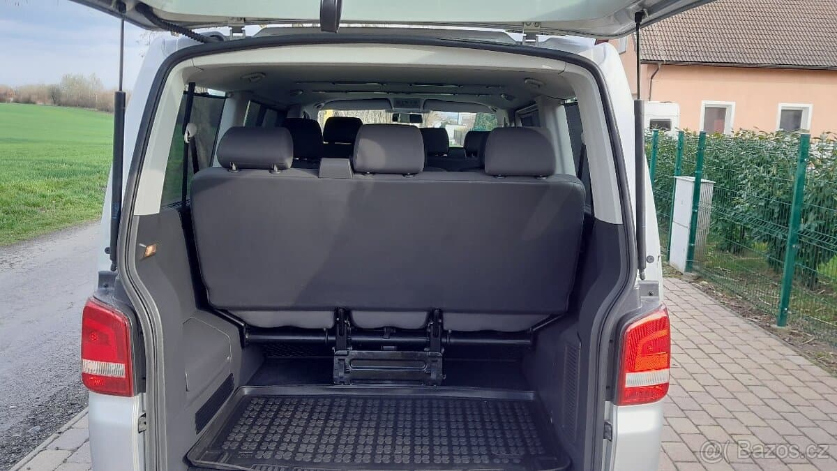 2012 Volkswagen CARAVELLE - 7