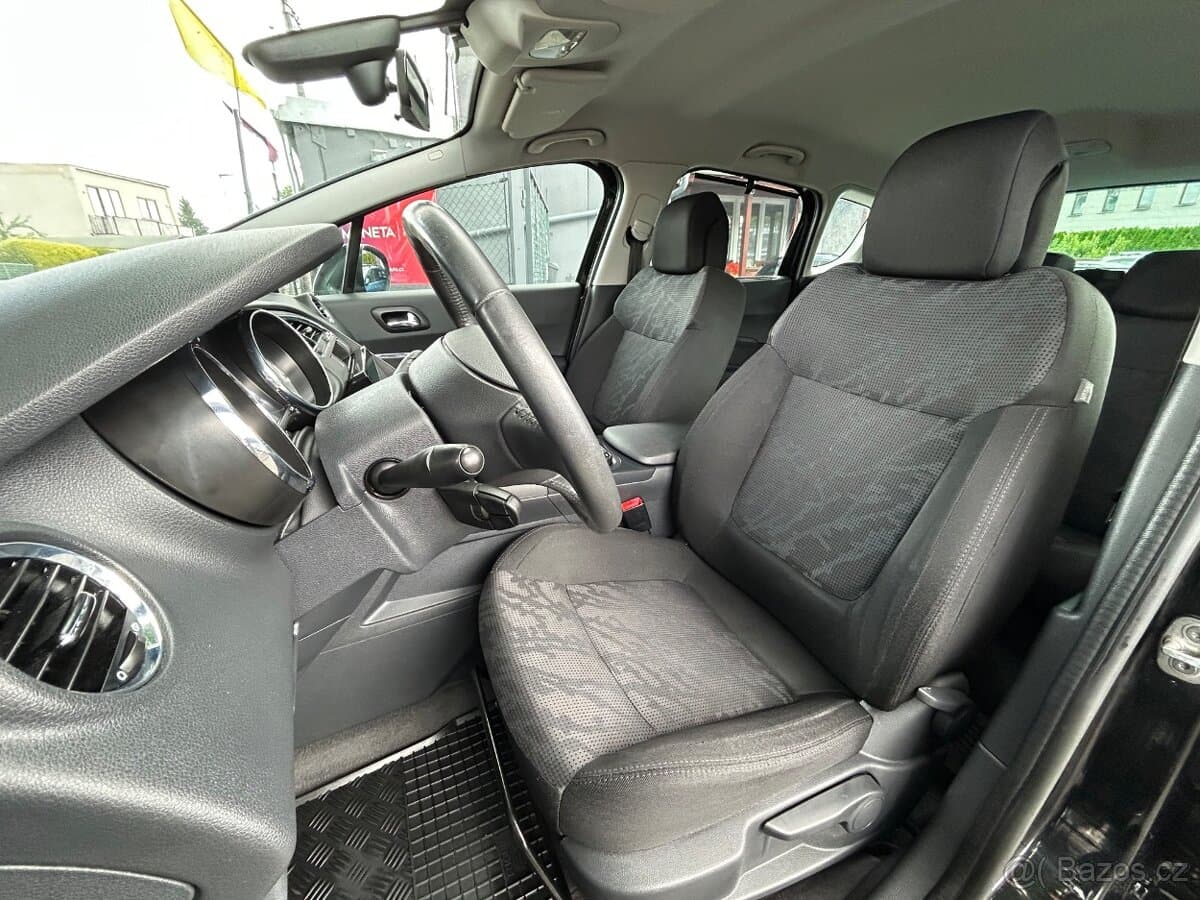 2011 Peugeot 3008 - 7