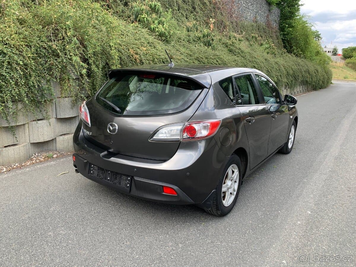 2010 Mazda 3 - 7