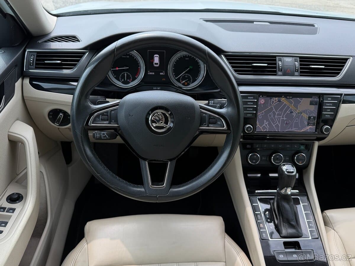 2016 Škoda SUPERB - 7