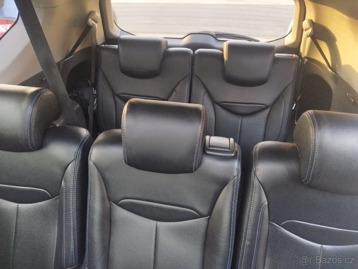 2013 Toyota PRIUS - 7