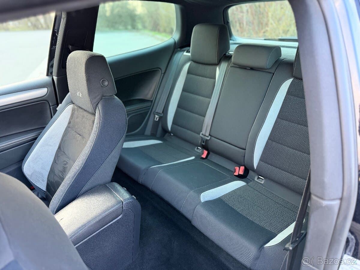 2010 Volkswagen GOLF - 7