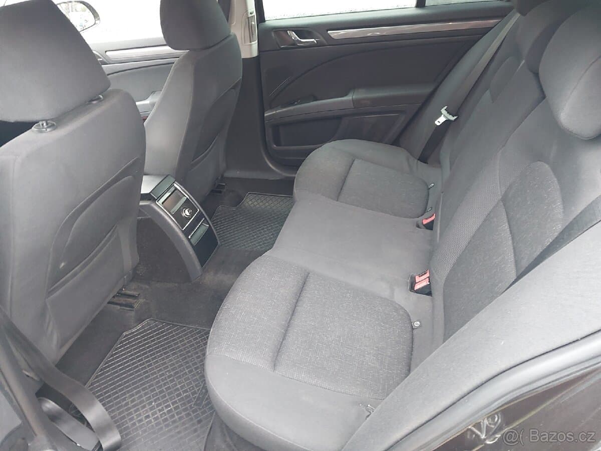2014 Škoda SUPERB - 12