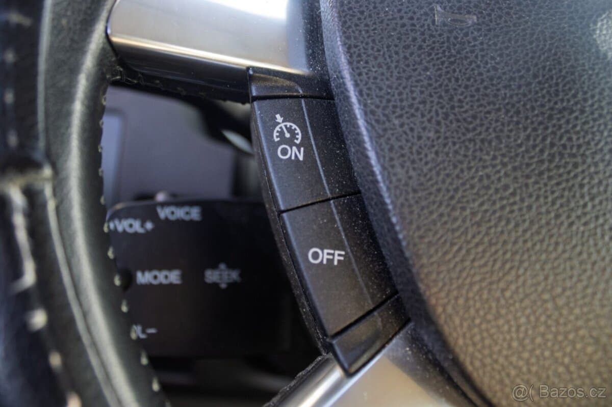 2012 Ford KUGA - 7
