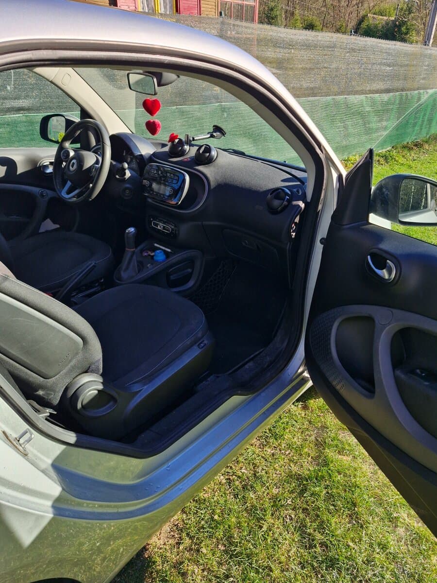 2017 Smart FORTWO - 7