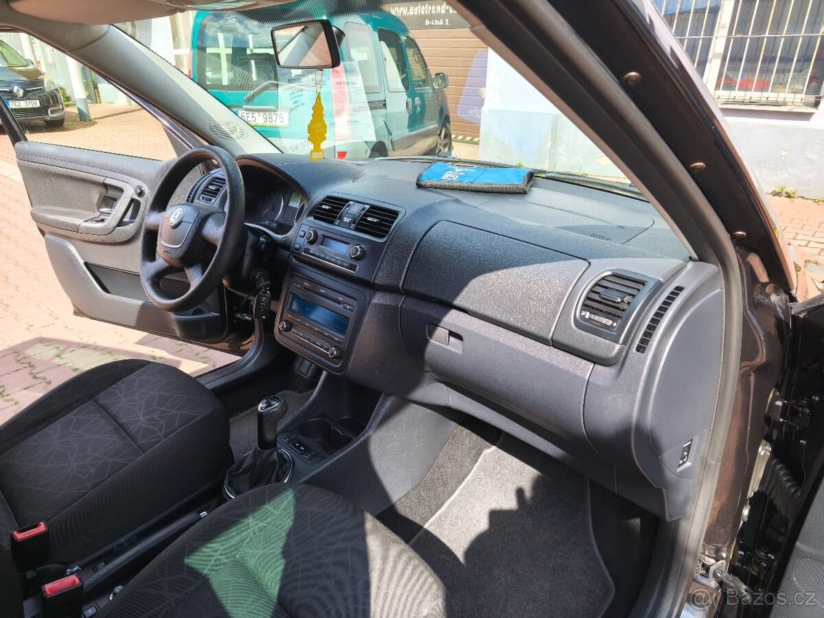 2012 Škoda FABIA - 7