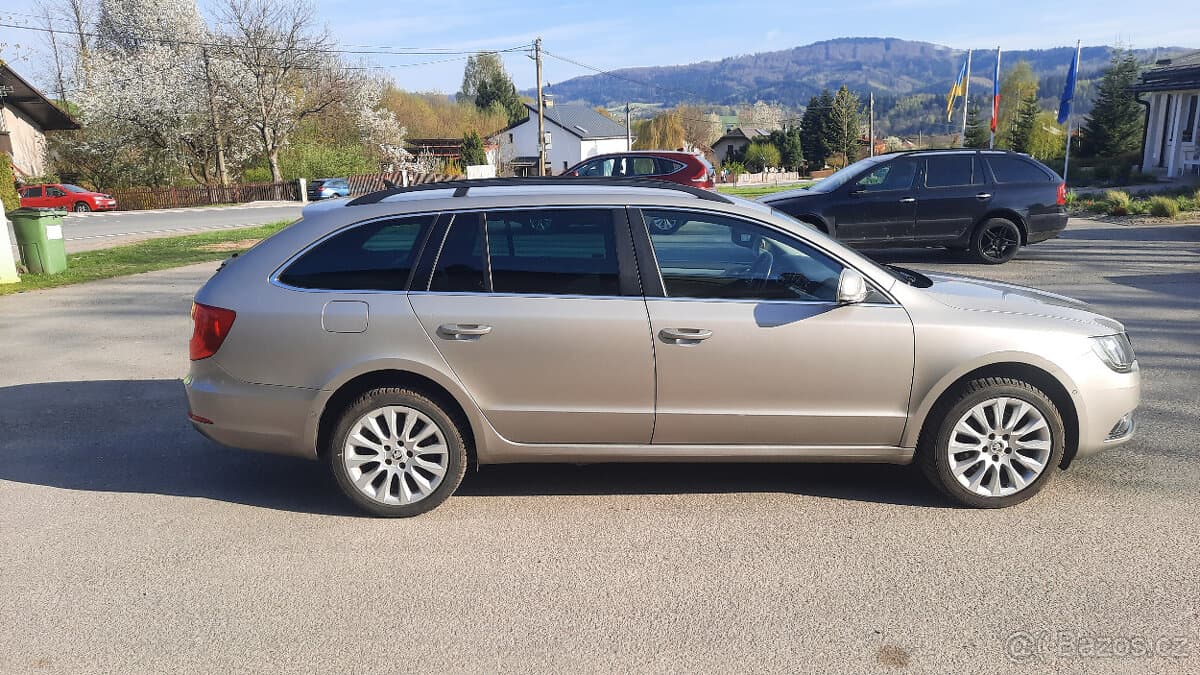 2013 Škoda SUPERB - 7