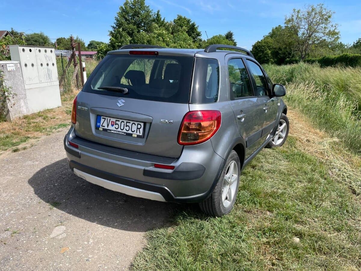2013 Suzuki SX4 - 7