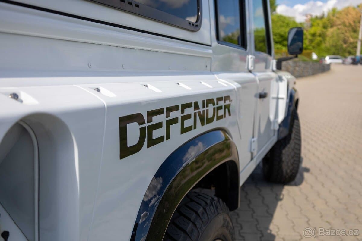 2014 Land Rover DEFENDER - 7