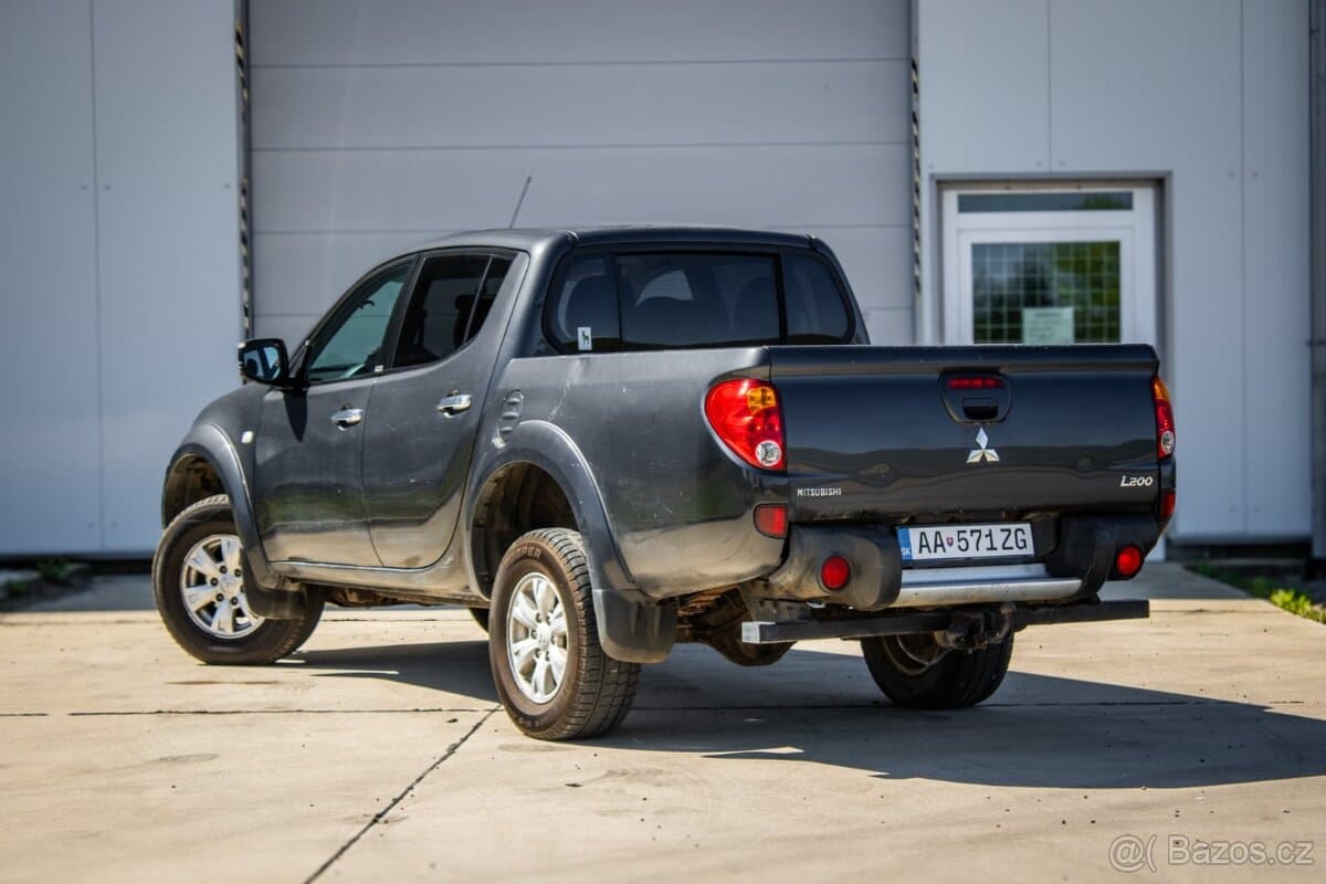 2011 Mitsubishi L200 - 7