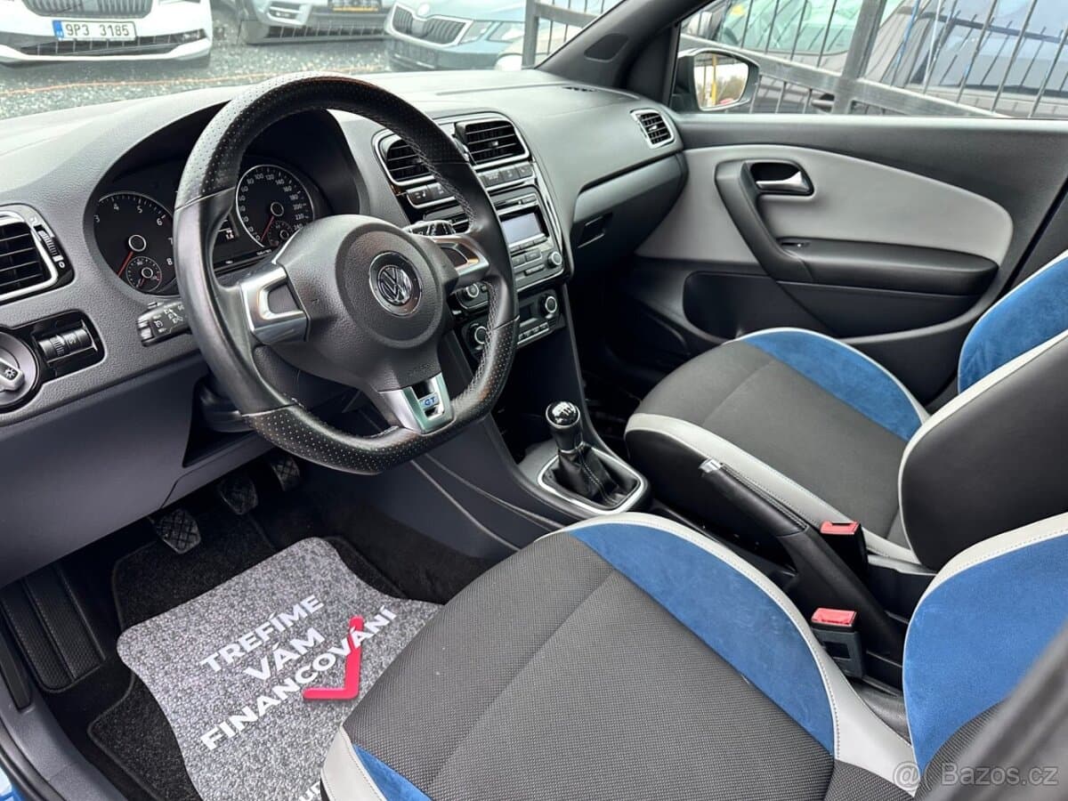 2013 Volkswagen POLO - 7