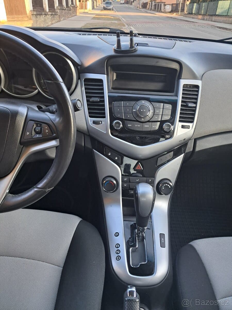 Chevrolet CRUZE - 7