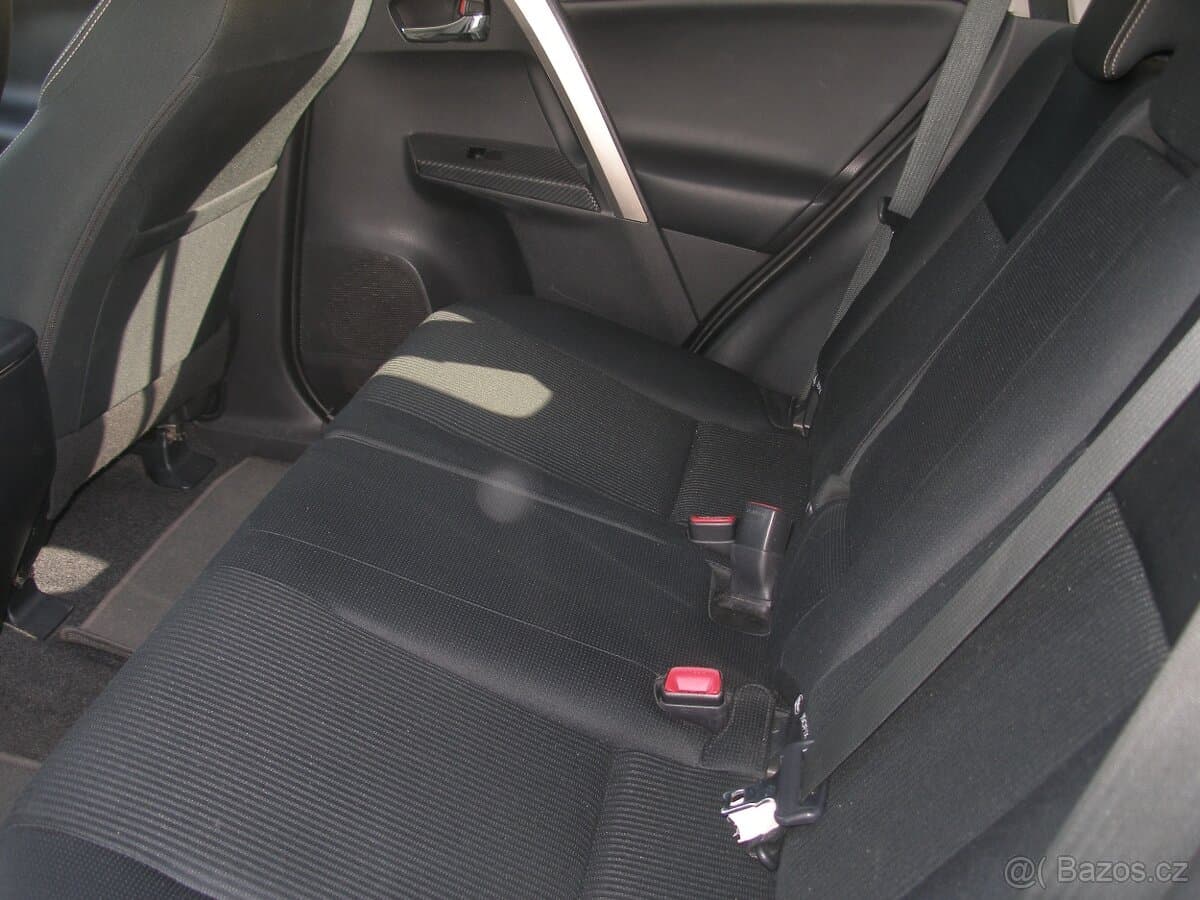 2013 Toyota RAV4 - 7