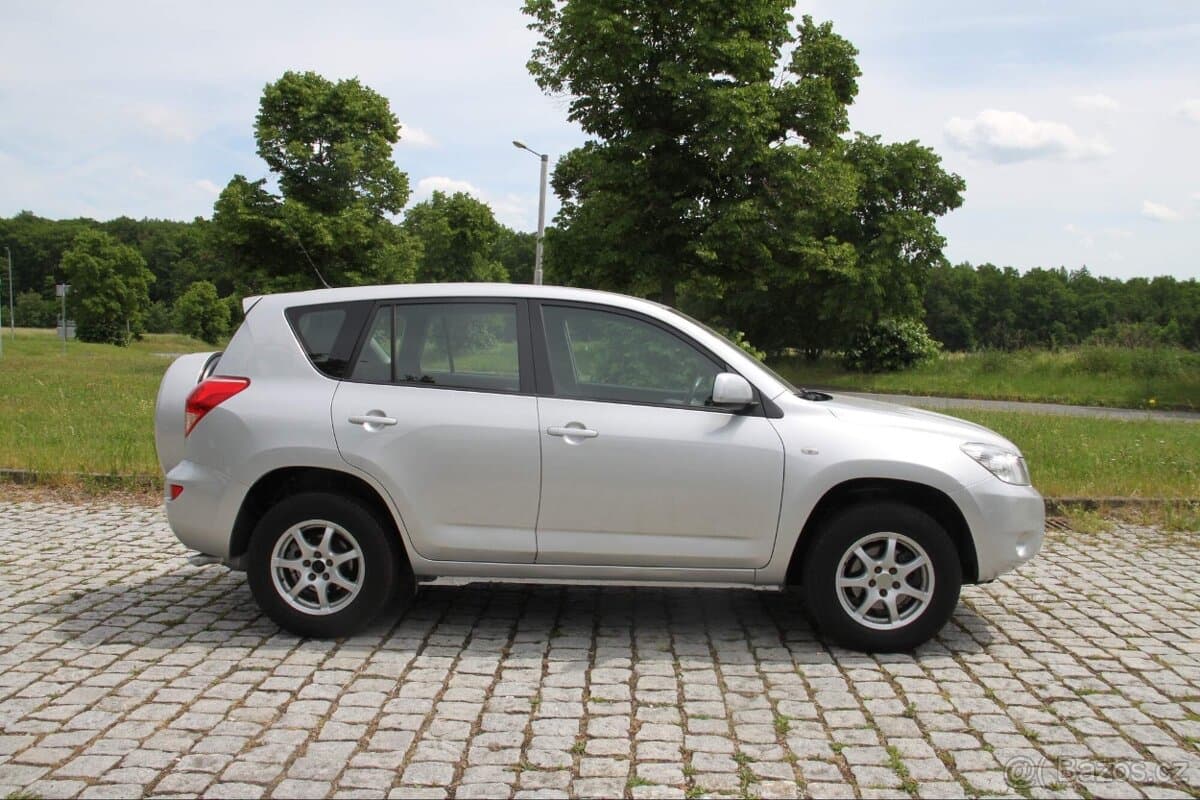 2007 Toyota RAV4 - 7